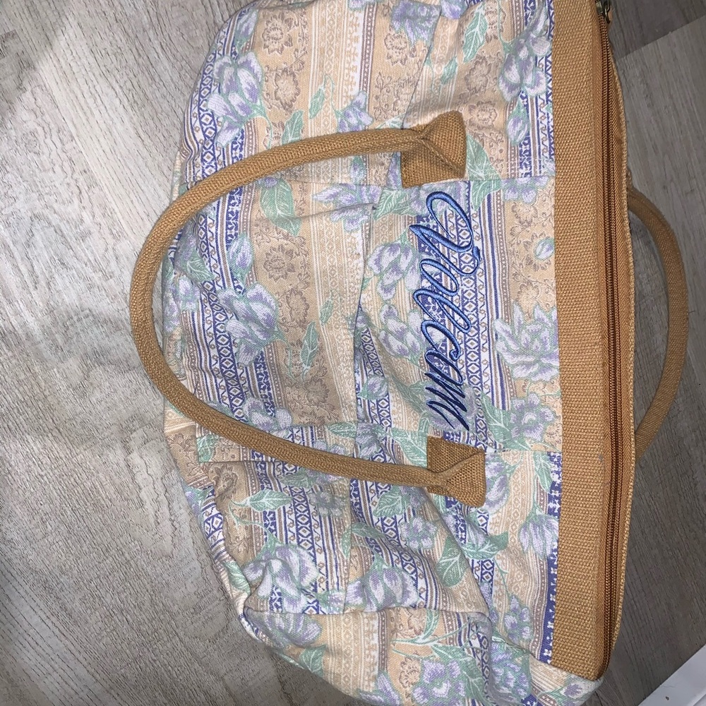 19 inch Volcom gym bag